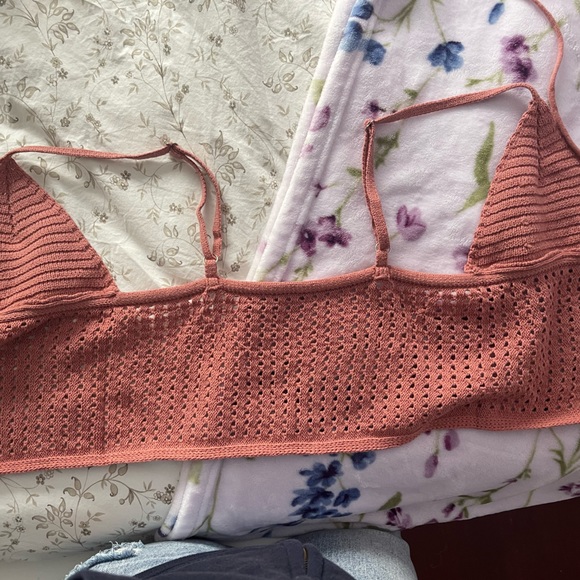 Crochet triangle cami top - Picture 3 of 3